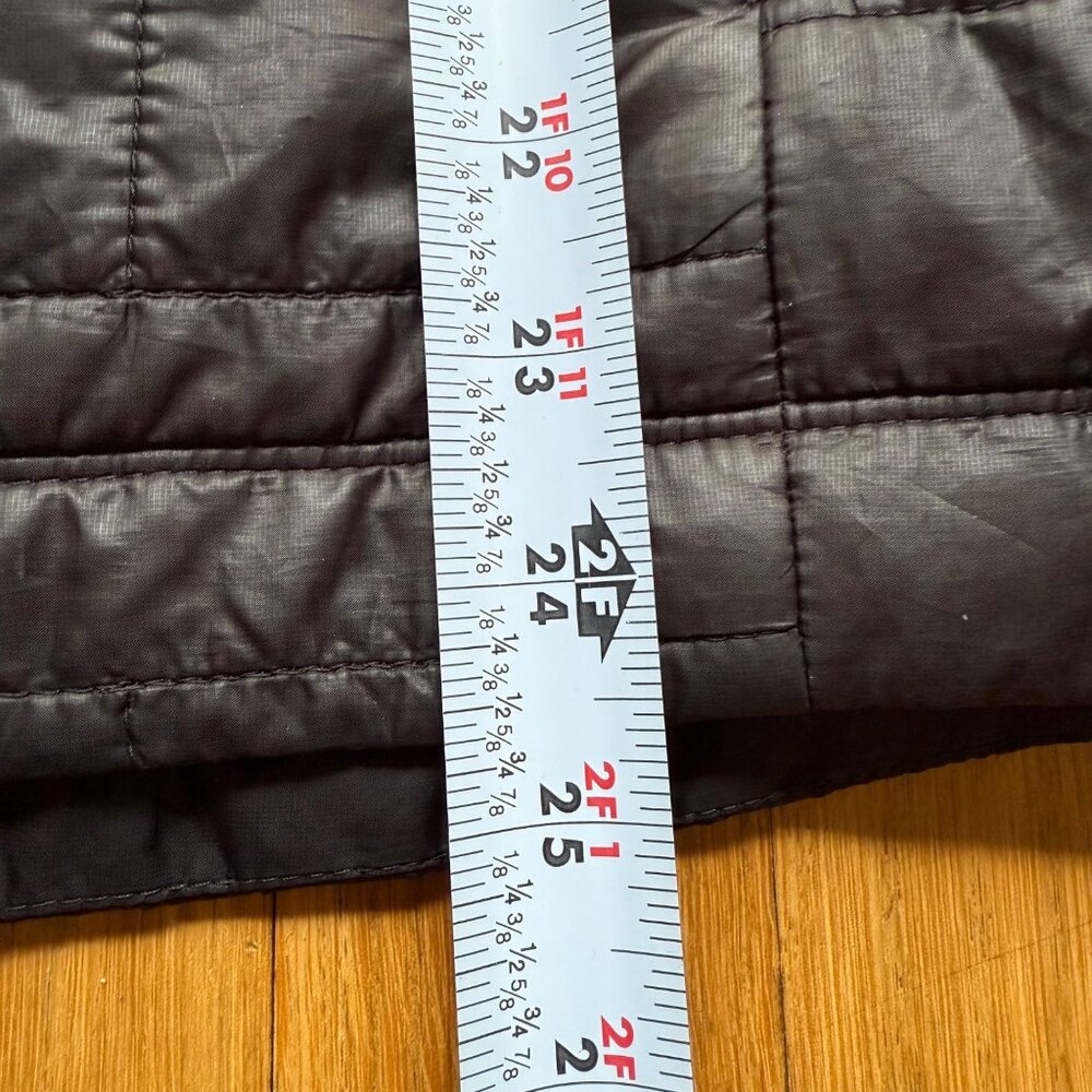Patagonia Size S Black Nano Lightweight Insulated Quilted Full-Zip Puffer Vest - Picture 9 of 12